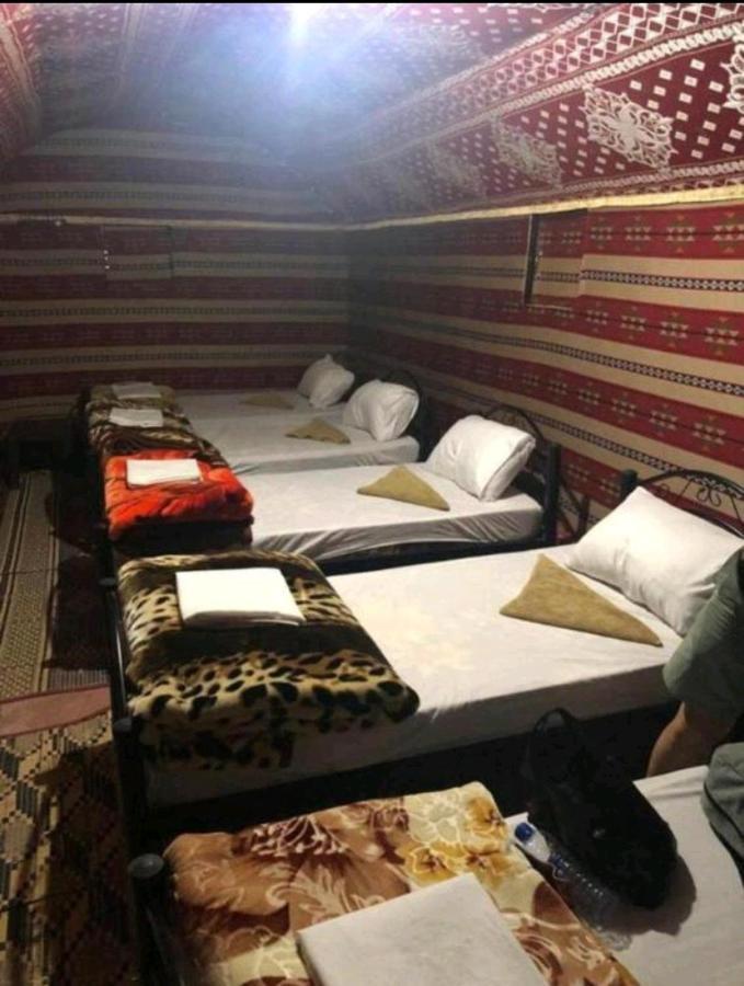 Bedouin Adventure & Tours Hotel Вади Рум Стая снимка