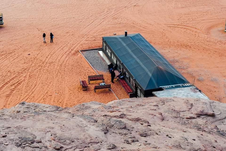 Bedouin Adventure & Tours Hotel Вади Рум Екстериор снимка