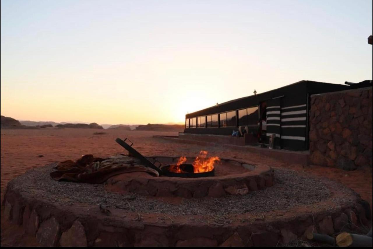 Bedouin Adventure & Tours Hotel Вади Рум Екстериор снимка