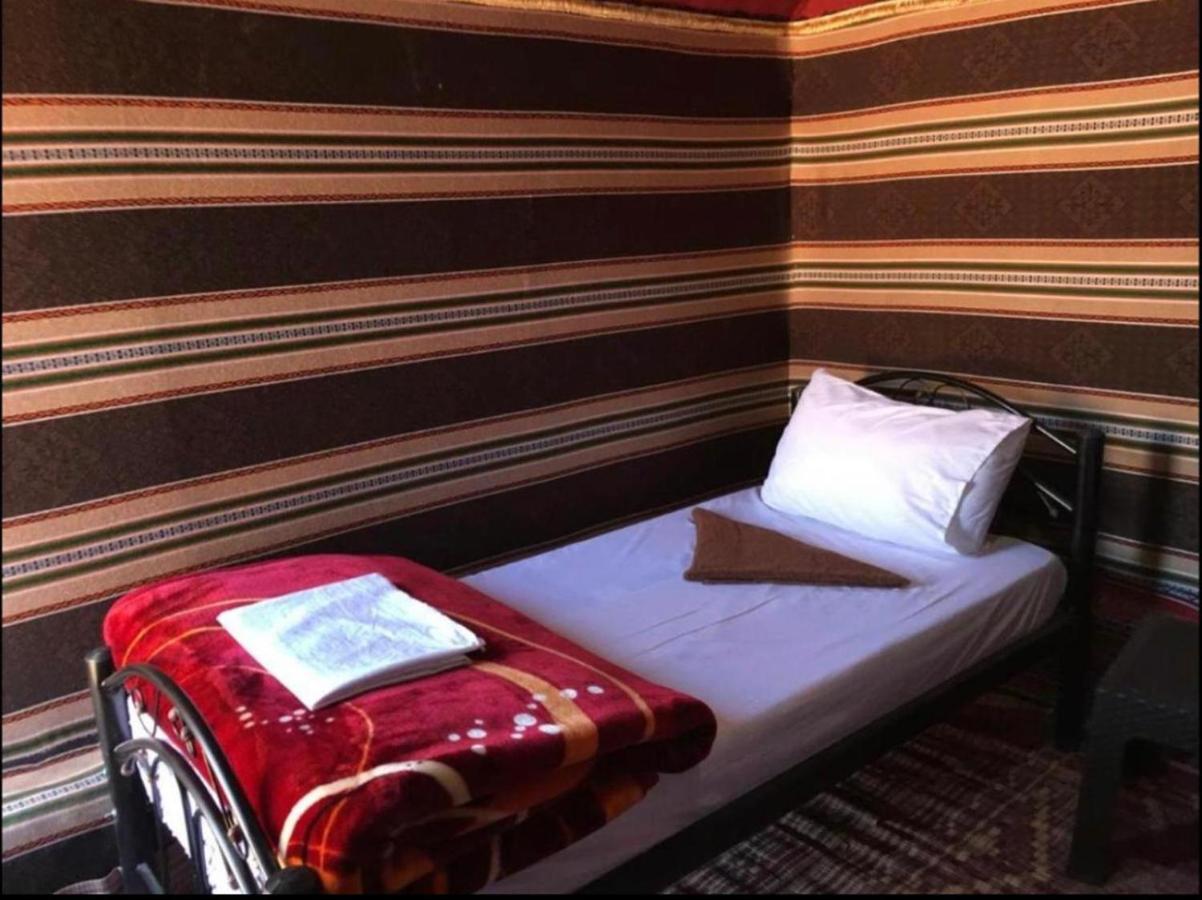 Bedouin Adventure & Tours Hotel Вади Рум Екстериор снимка