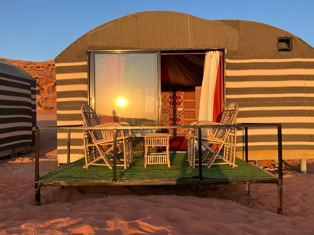 Bedouin Adventure & Tours Hotel Вади Рум Екстериор снимка